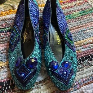 Beverly Feldman Frankie and Baby Blue Sequined Studded Flats Women's 8.5M